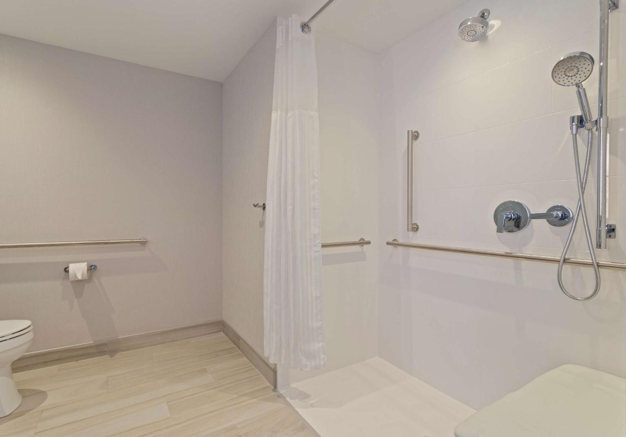 Hilton Garden Inn Boston Brookline, Ma Exterior foto