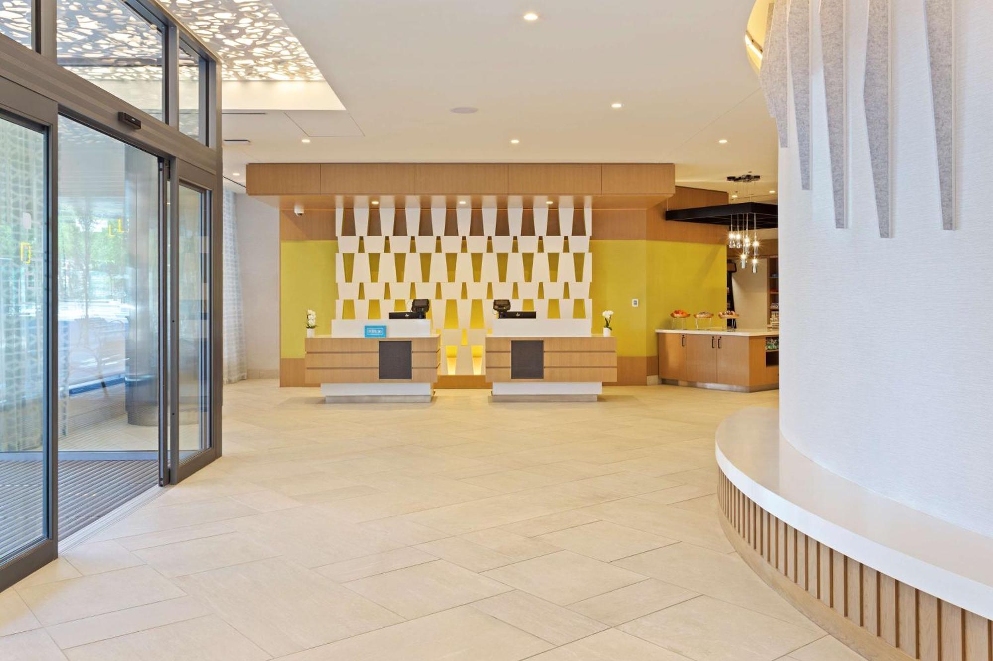 Hilton Garden Inn Boston Brookline, Ma Exterior foto