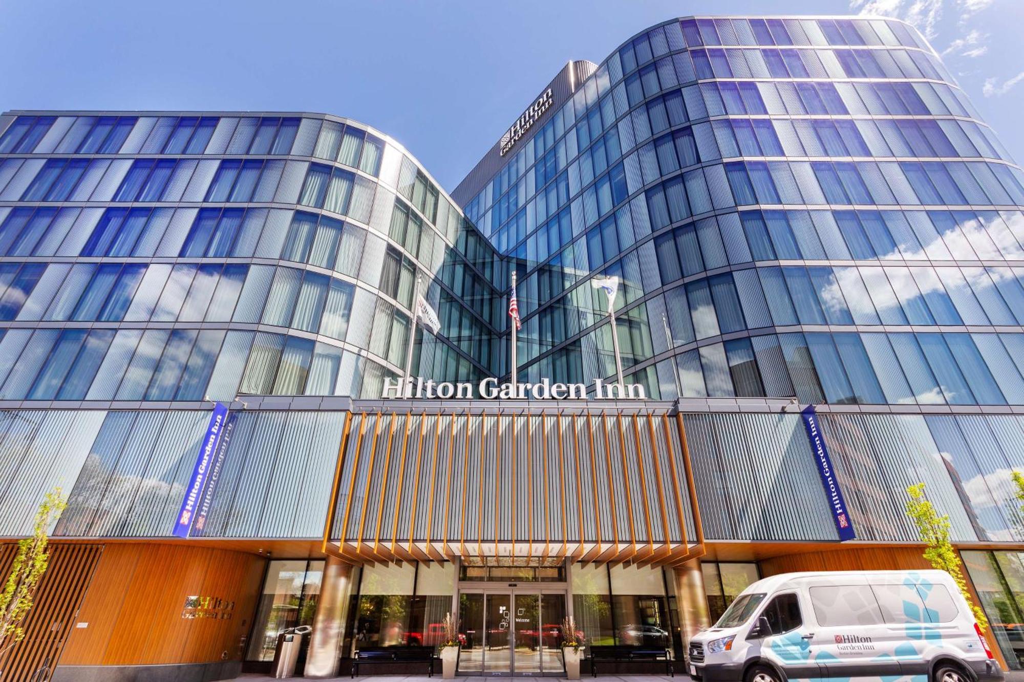 Hilton Garden Inn Boston Brookline, Ma Exterior foto